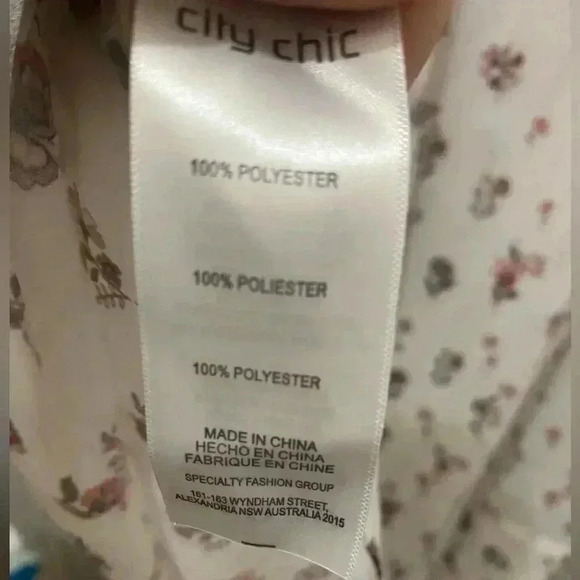 City Chic Lightweight Sheer Floral Blouse - Picture 5 of 7